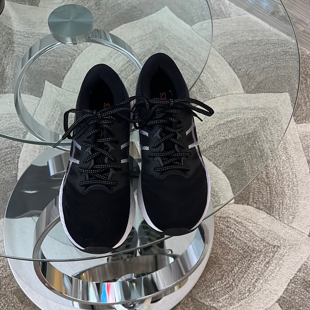 ASICS sneakers 👟 walking or running